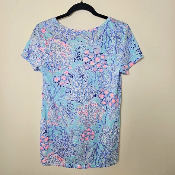 NWT Lilly Pulitzer S Etta V-Neck Top Blue Ibiza Now you Sea Me Preppy T-shirt - Picture 2 of 6